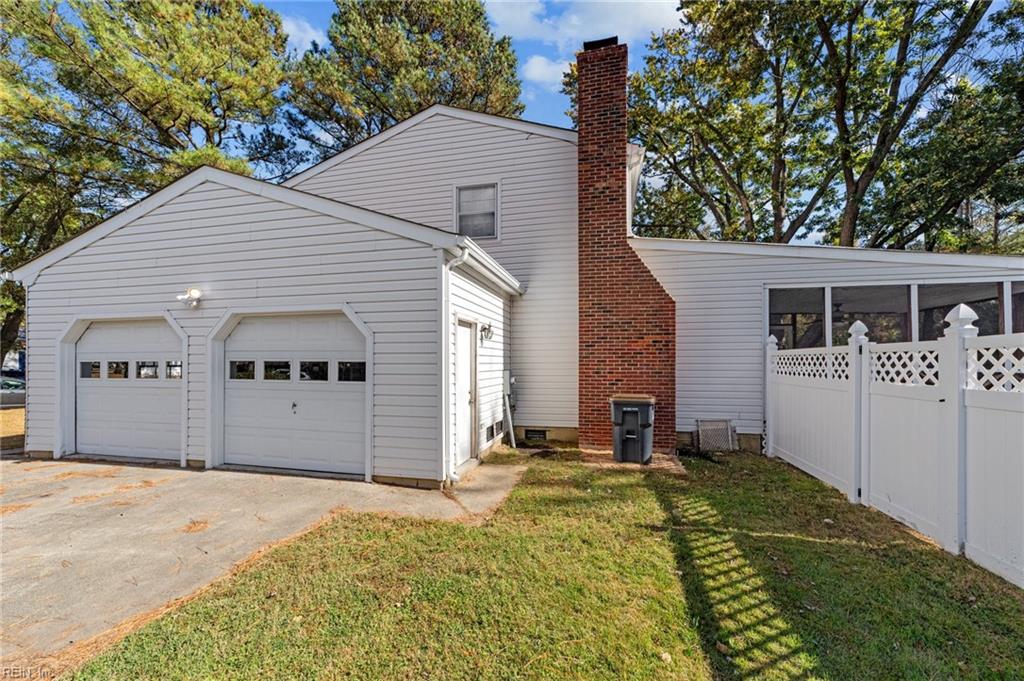 17 Carriage Hill DR