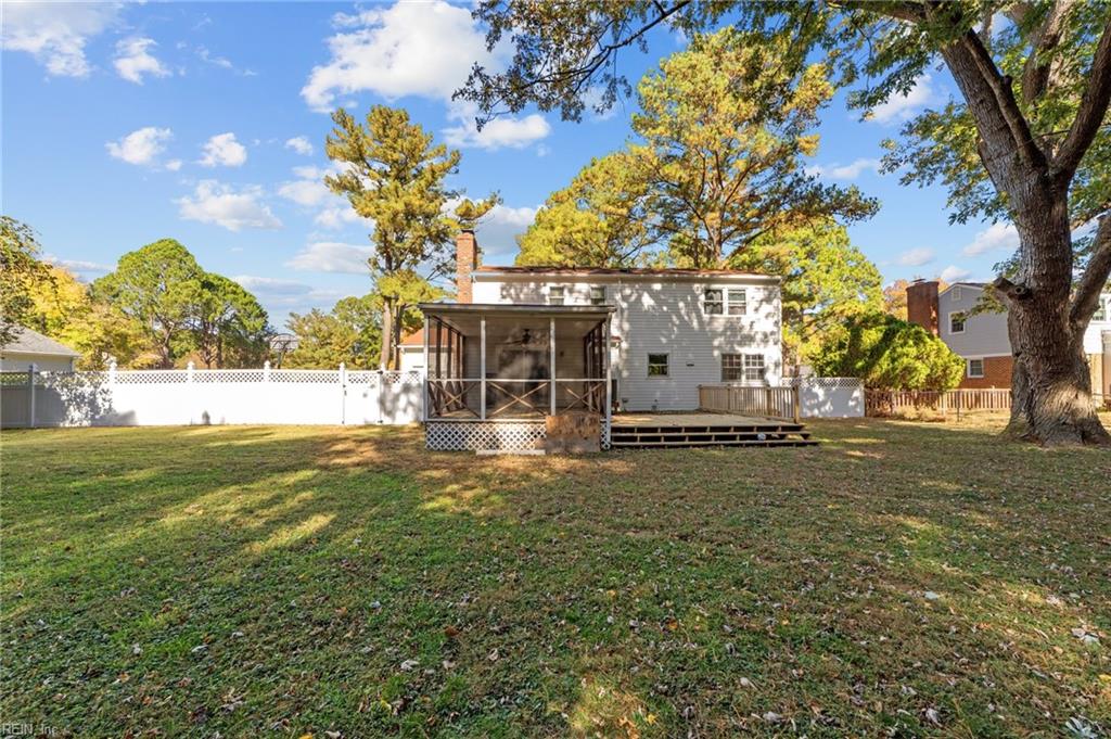 17 Carriage Hill DR