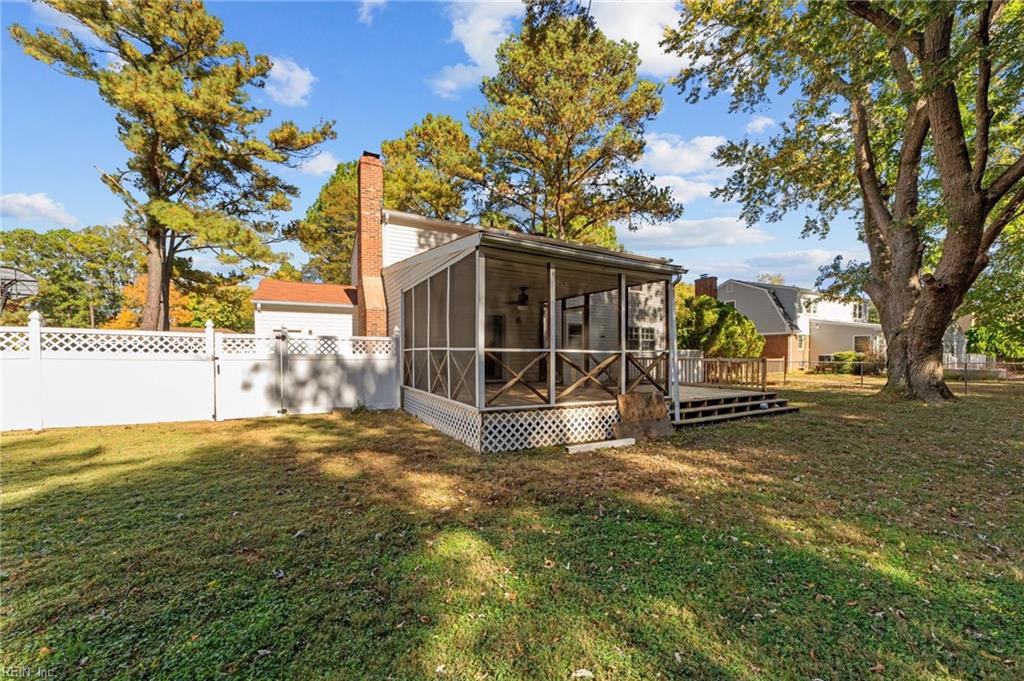 17 Carriage Hill DR