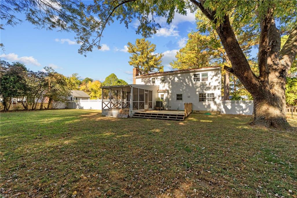 17 Carriage Hill DR