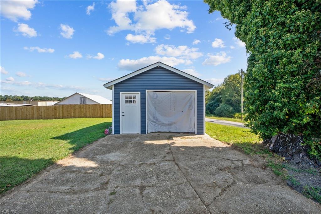 2366 Carsley RD