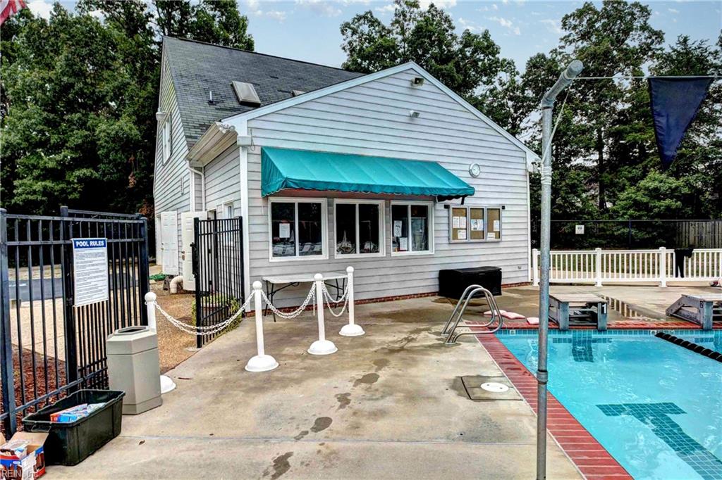 4412 Eaglebrook DR