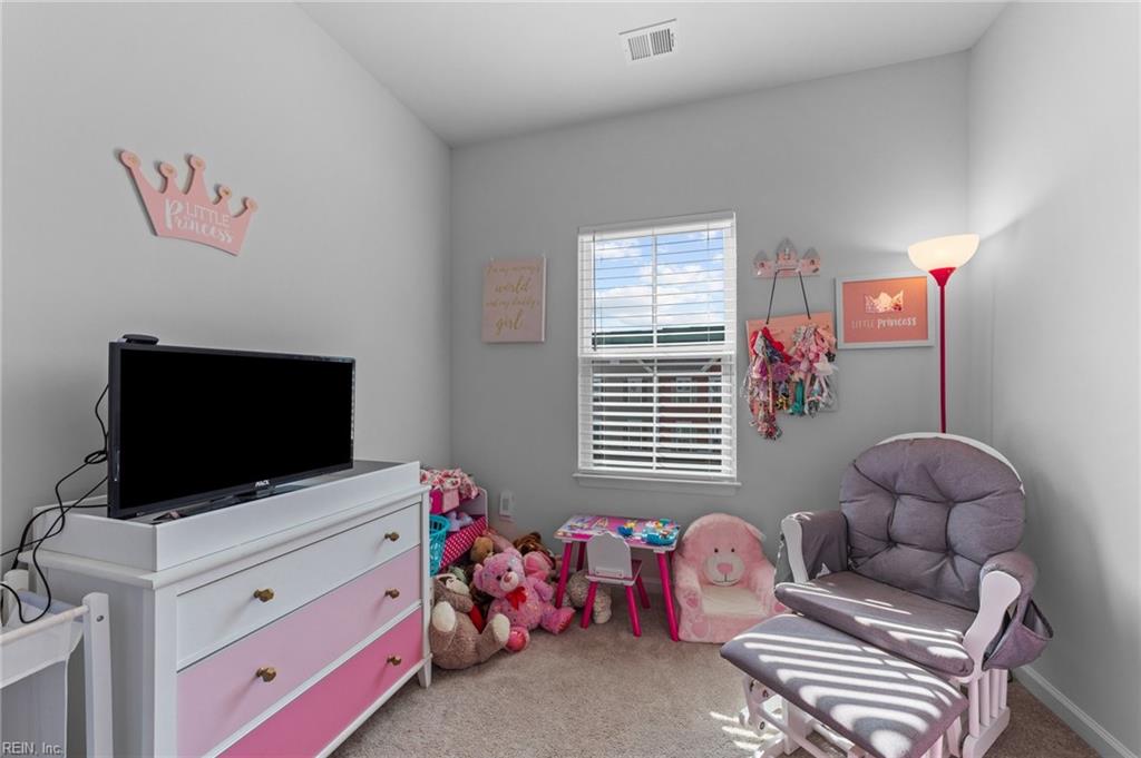 7511 Luminary DR