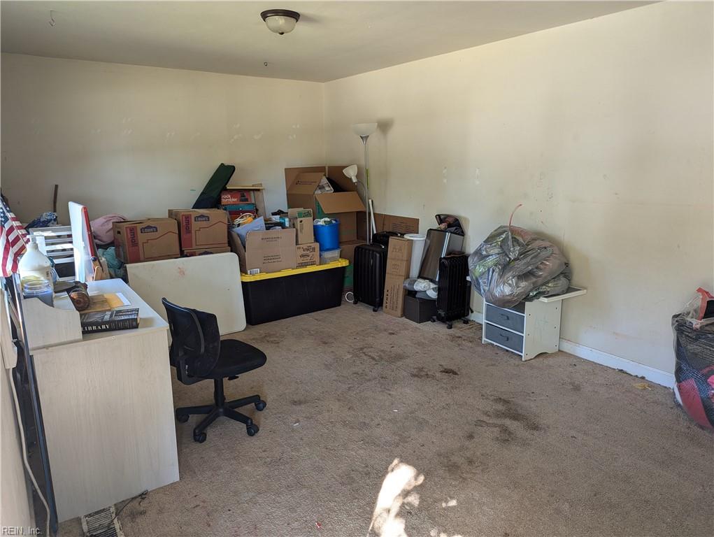 412 Winchester DR