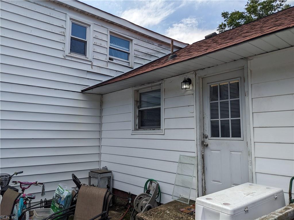 412 Winchester DR
