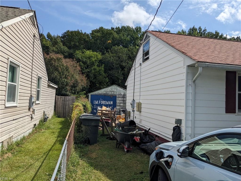 412 Winchester DR