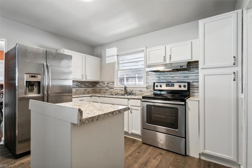 208 Woodhaven RD