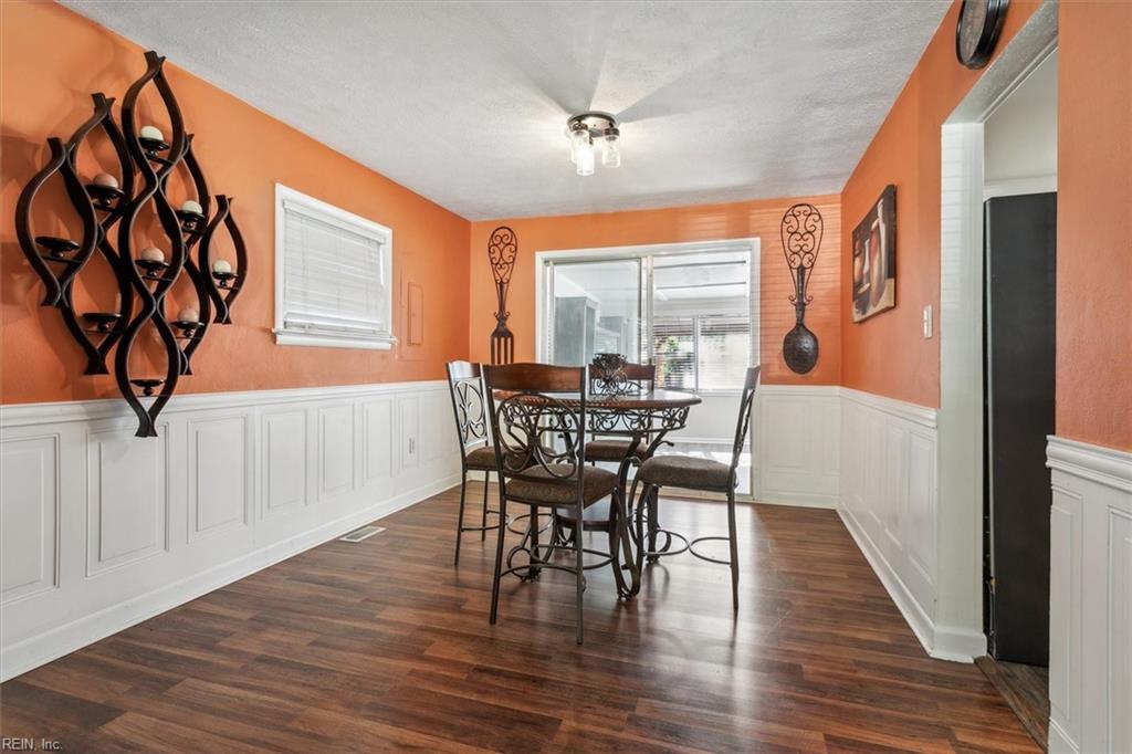 208 Woodhaven RD
