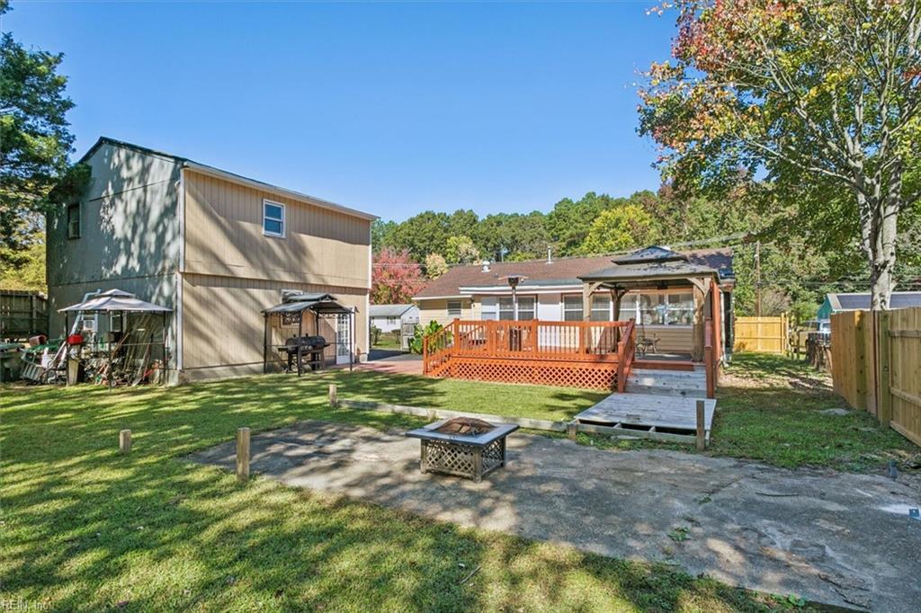 208 Woodhaven RD