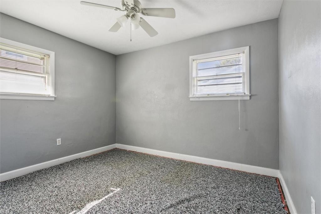 208 Woodhaven RD