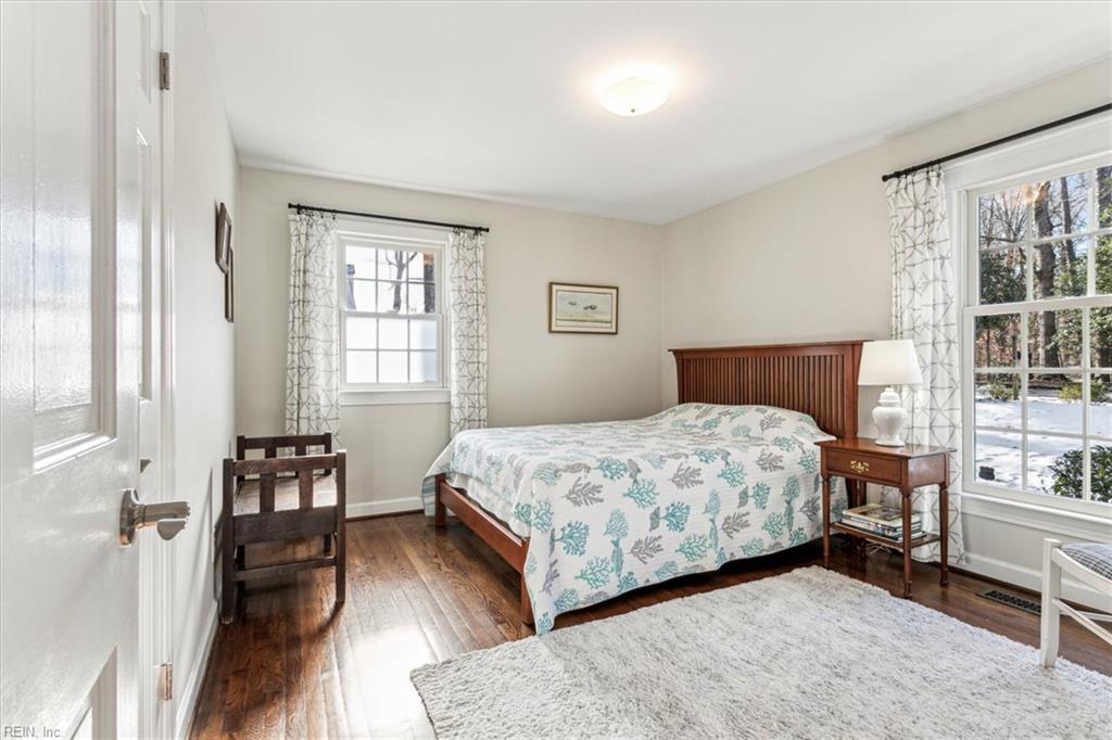203 Woodbine DR