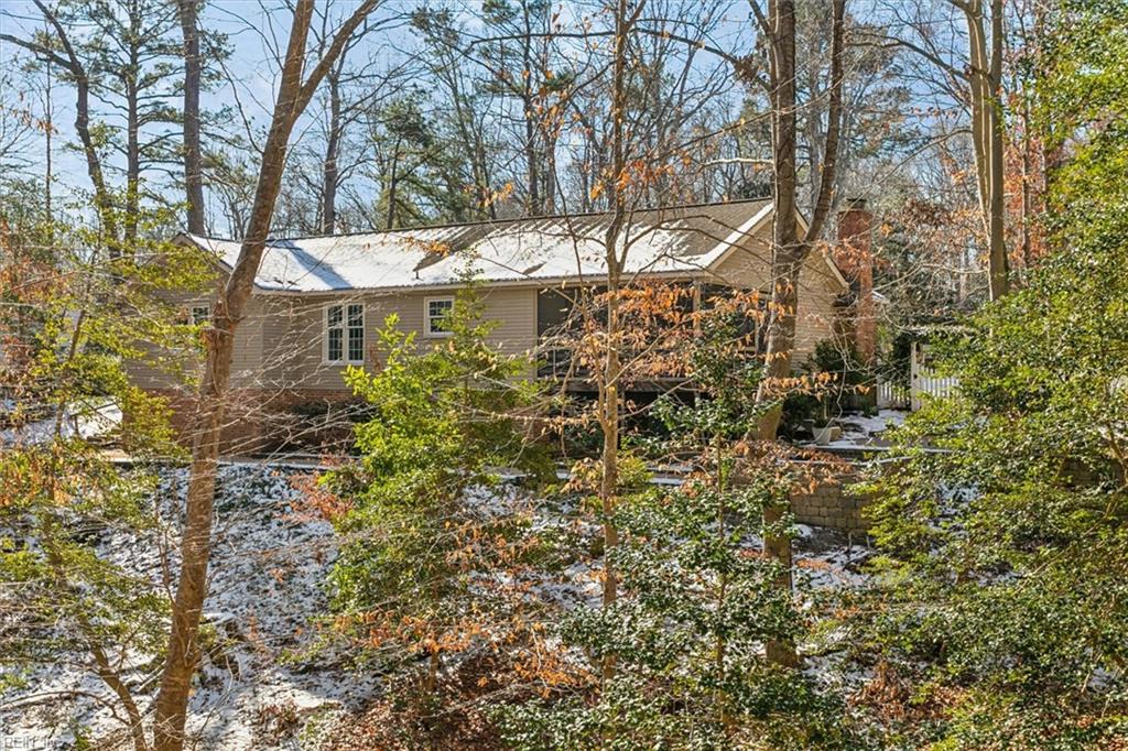 203 Woodbine DR