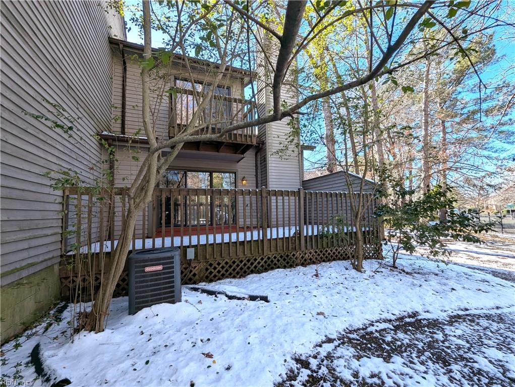 122 Inland View DR