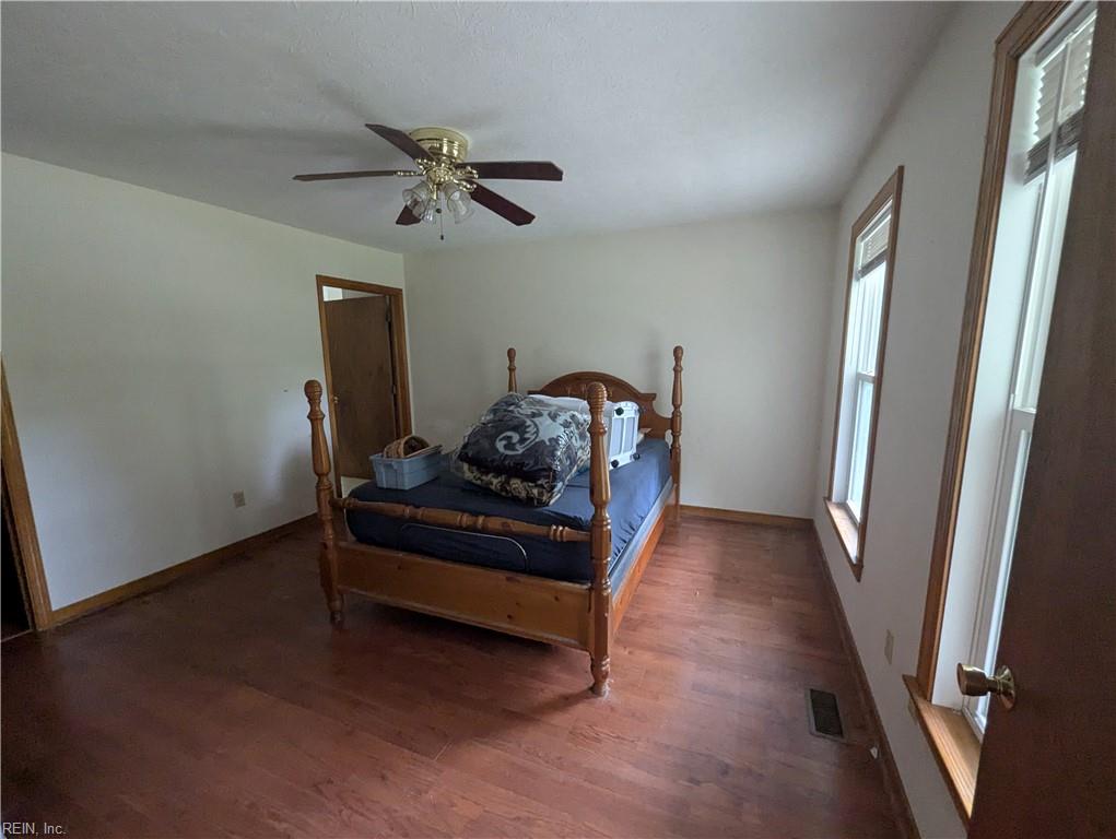 367 Sandy Point RD