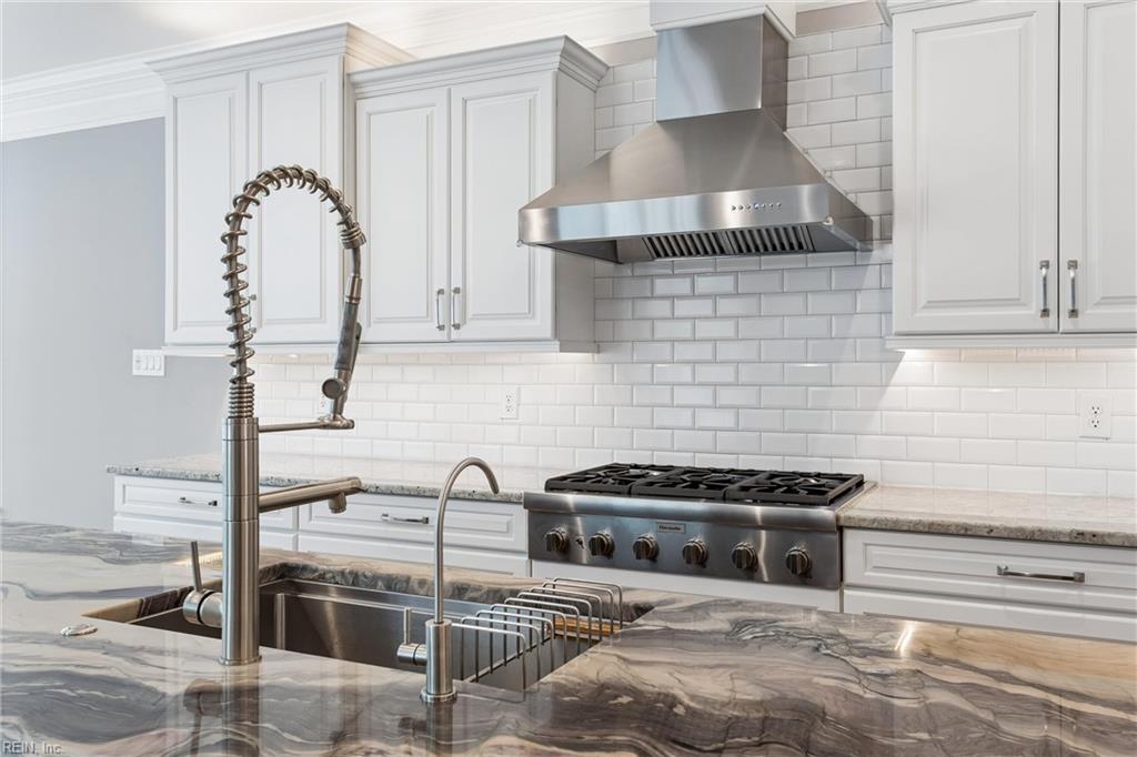215 Danesbury PARK