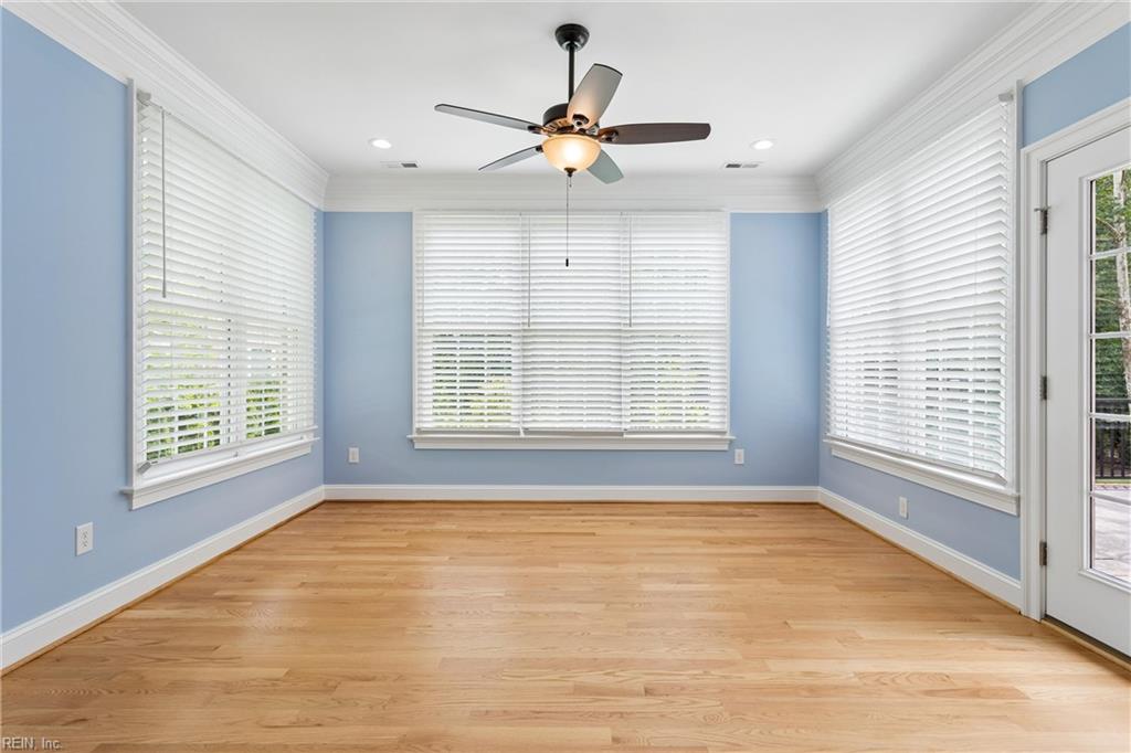 215 Danesbury PARK