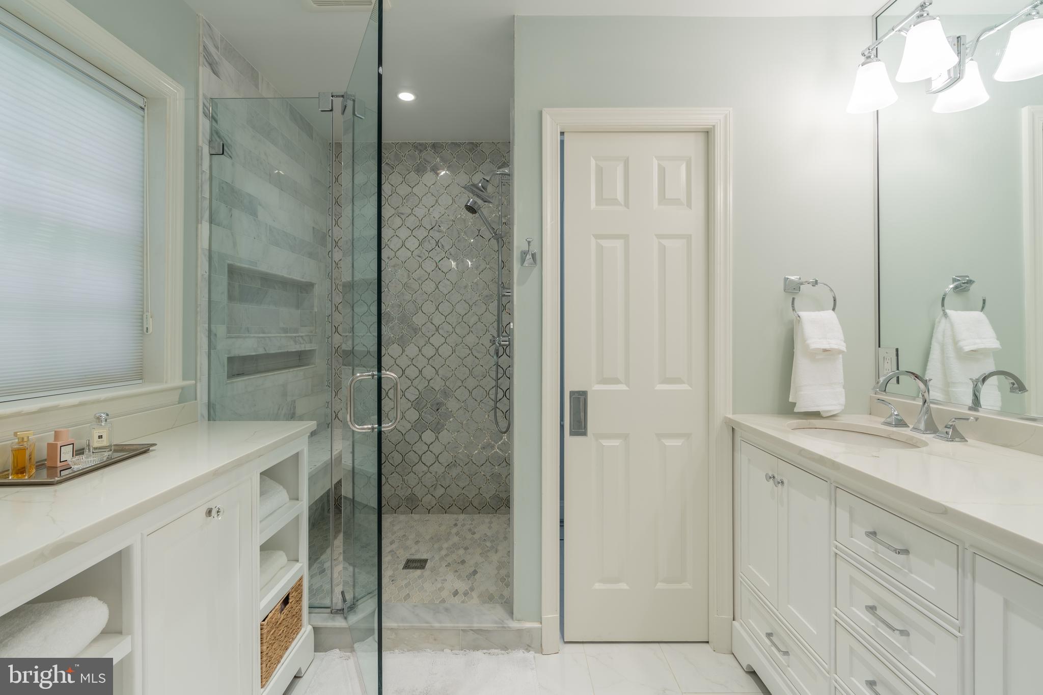 49 Observatory Cir NW