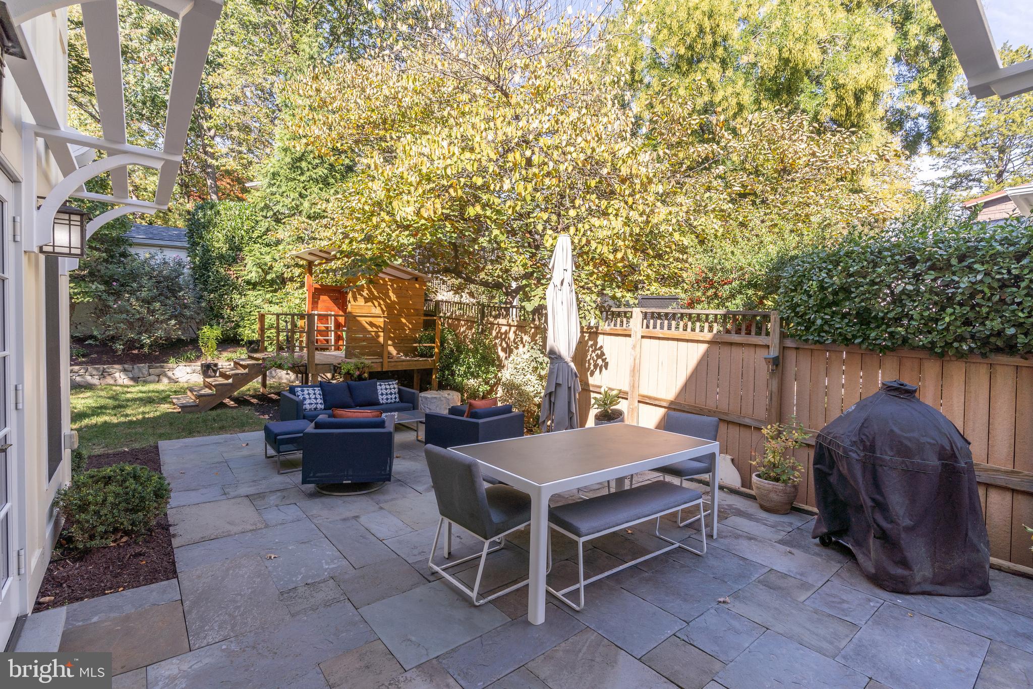 49 Observatory Cir NW