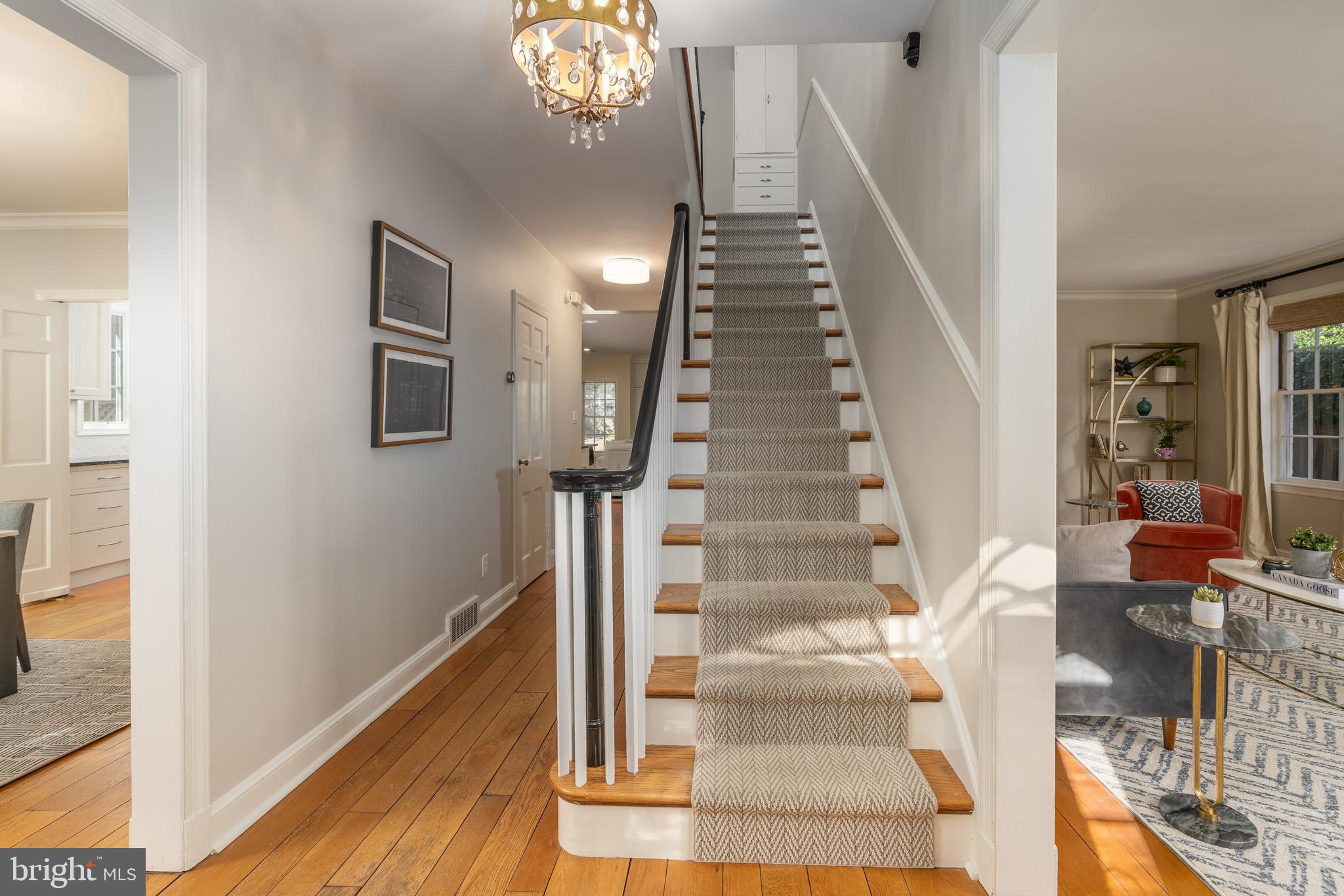 49 Observatory Cir NW