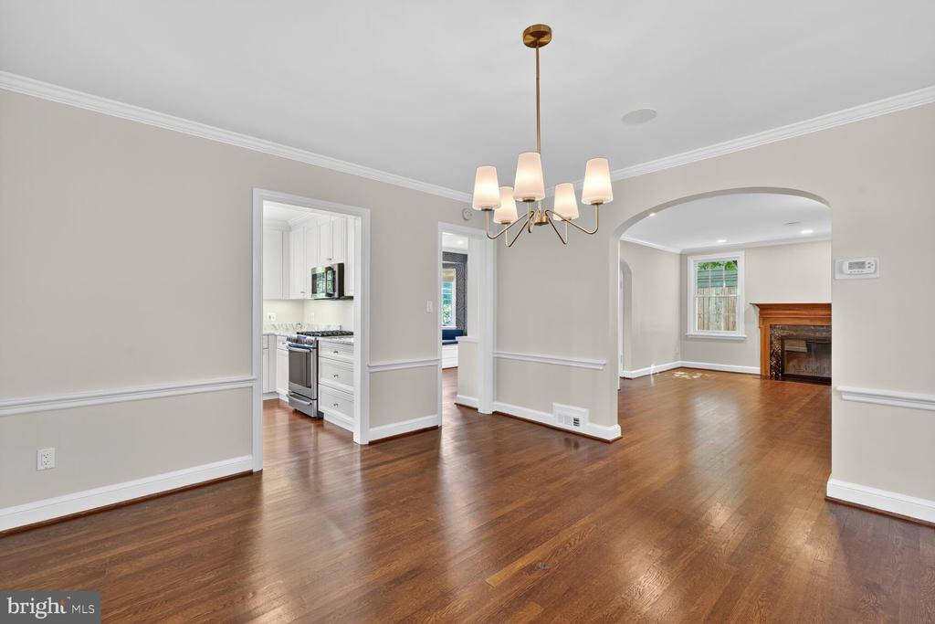 3908 49TH STREET NW