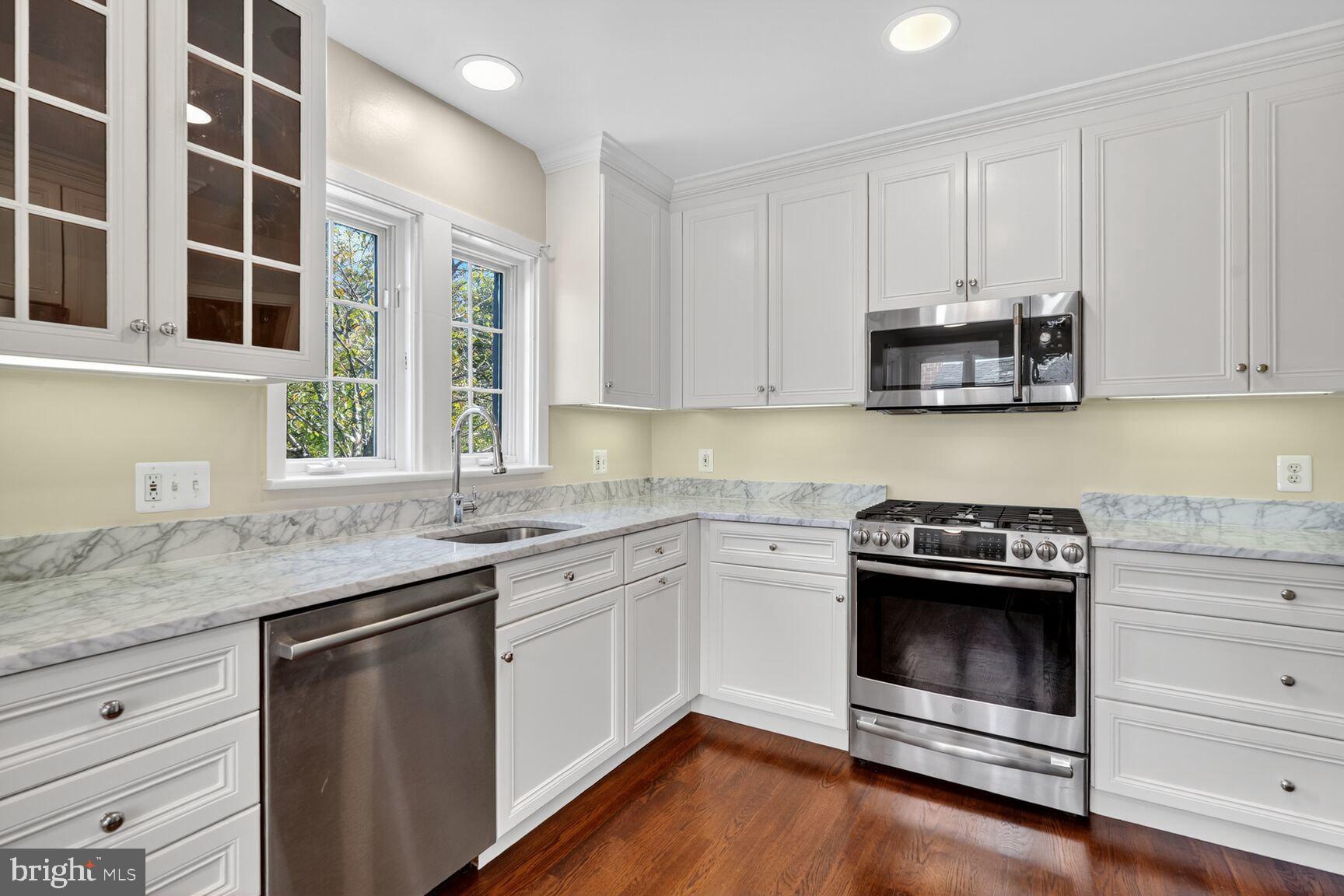3908 49TH STREET NW