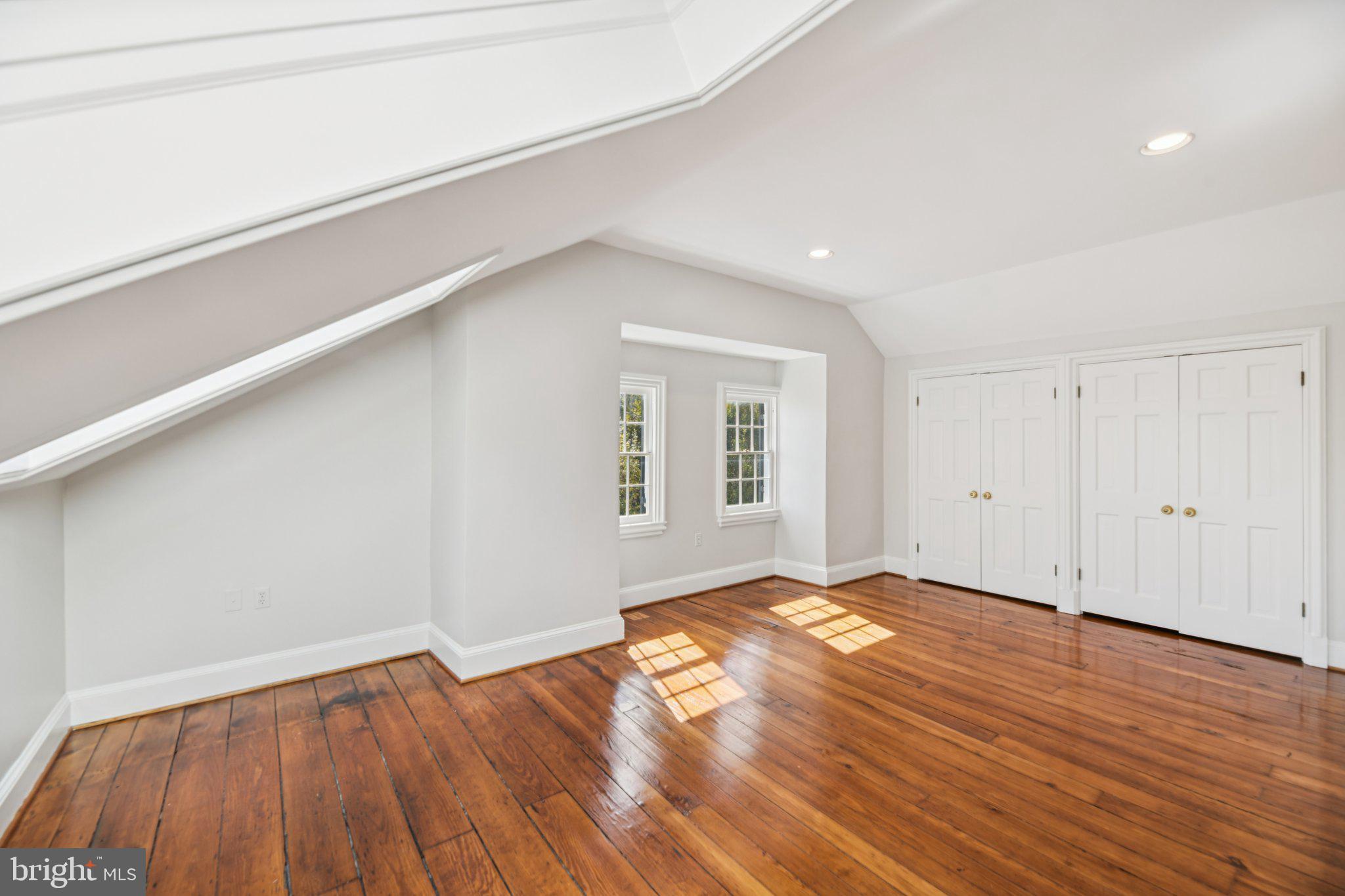 1545 35TH STREET NW