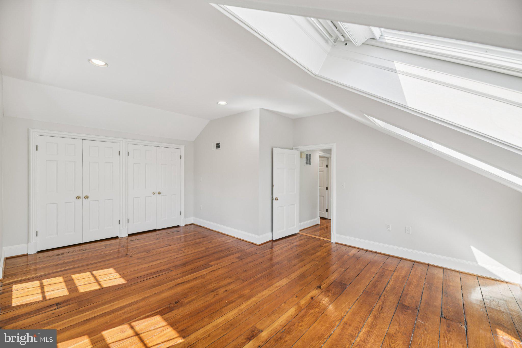 1545 35TH STREET NW