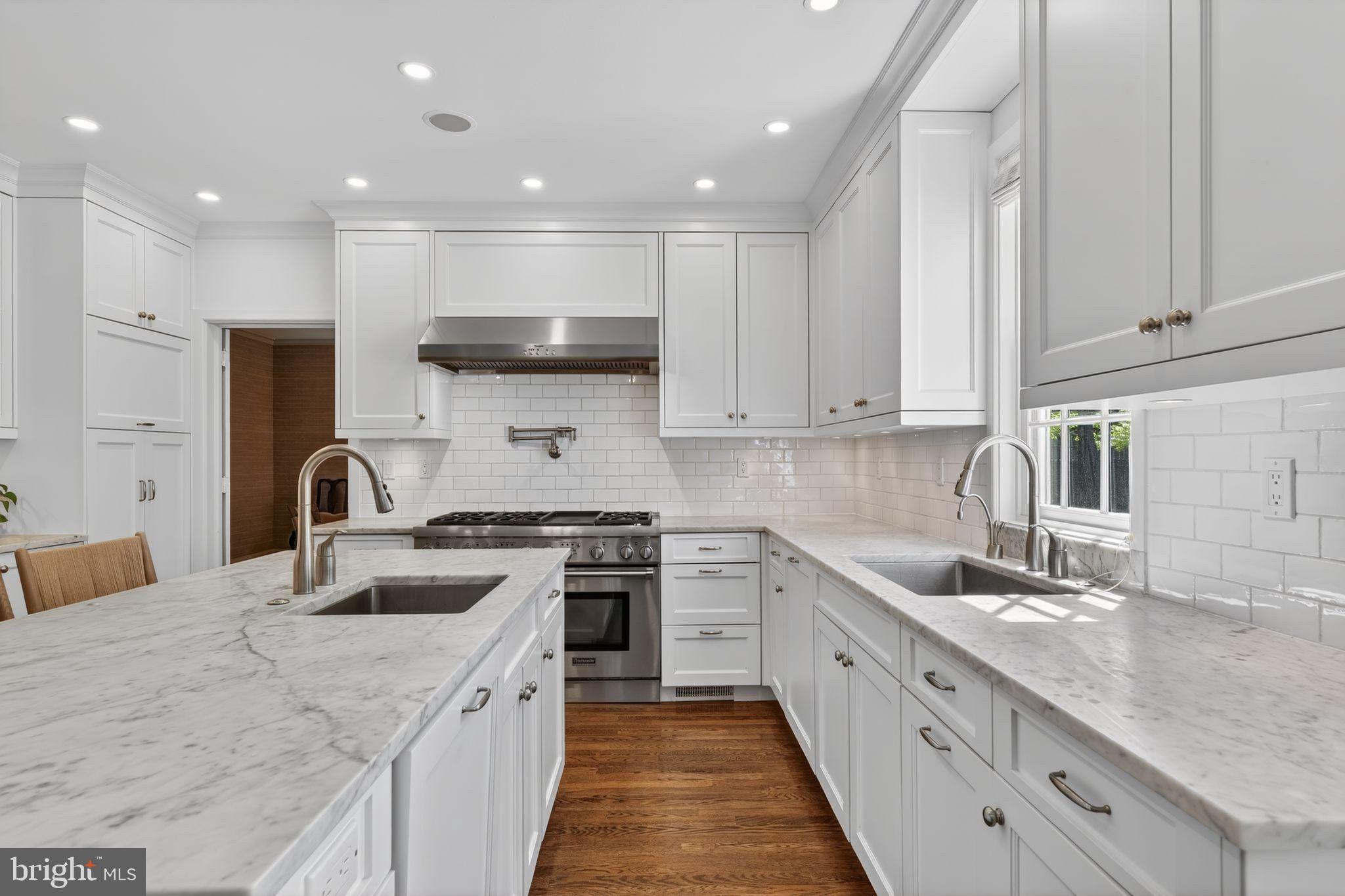 4340 GARFIELD STREET NW