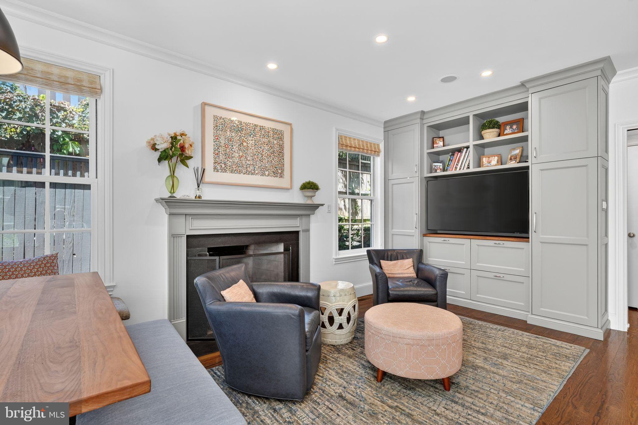 4340 GARFIELD STREET NW