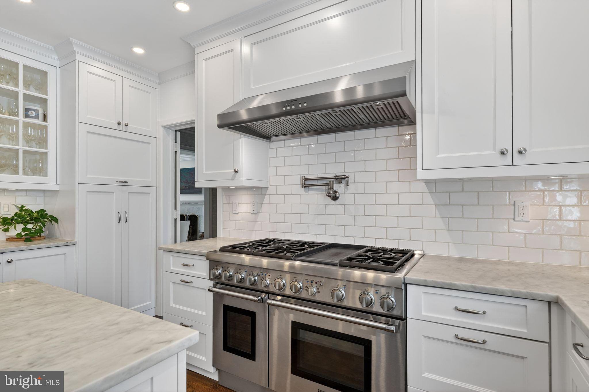 4340 GARFIELD STREET NW