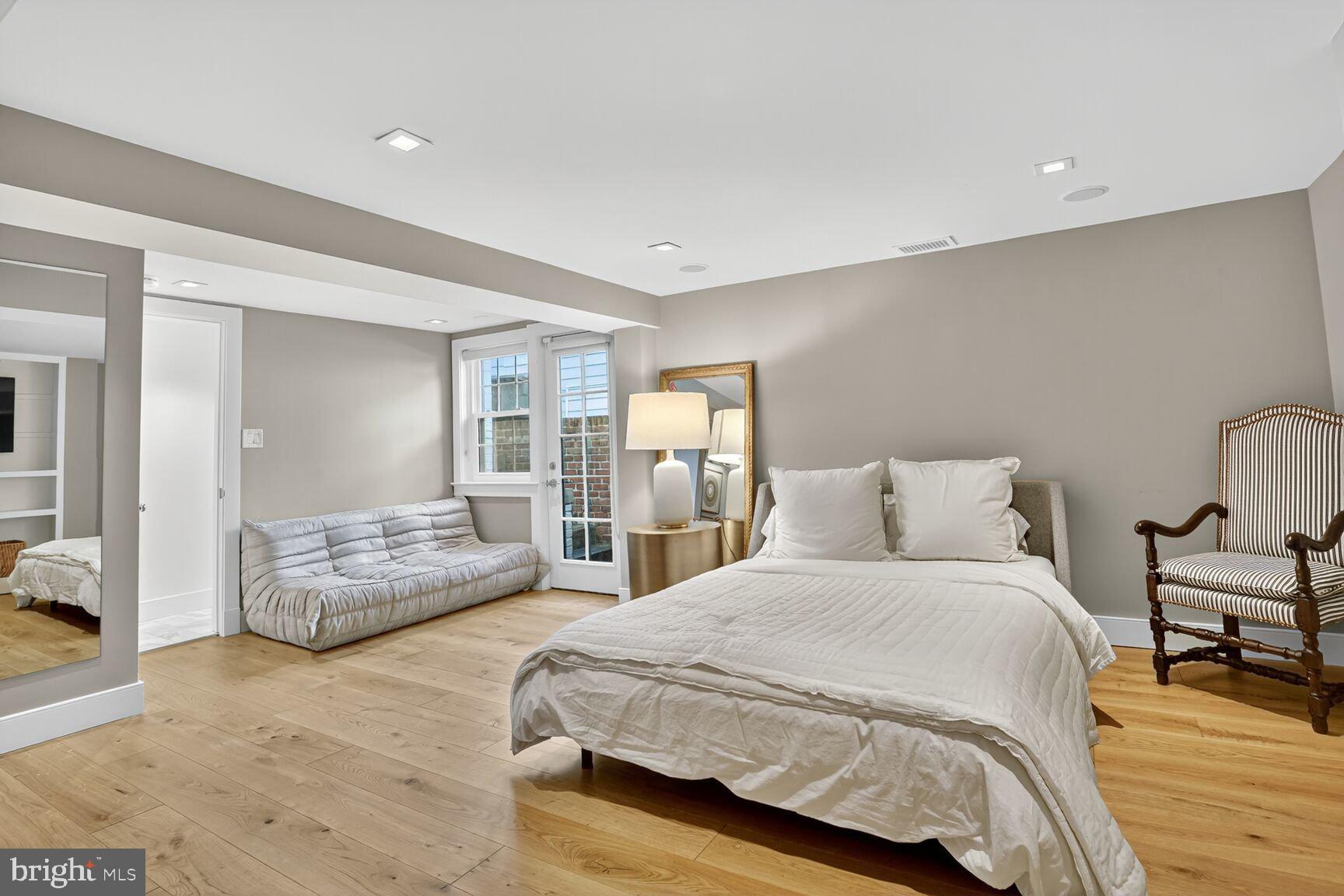 4509 LOWELL STREET NW