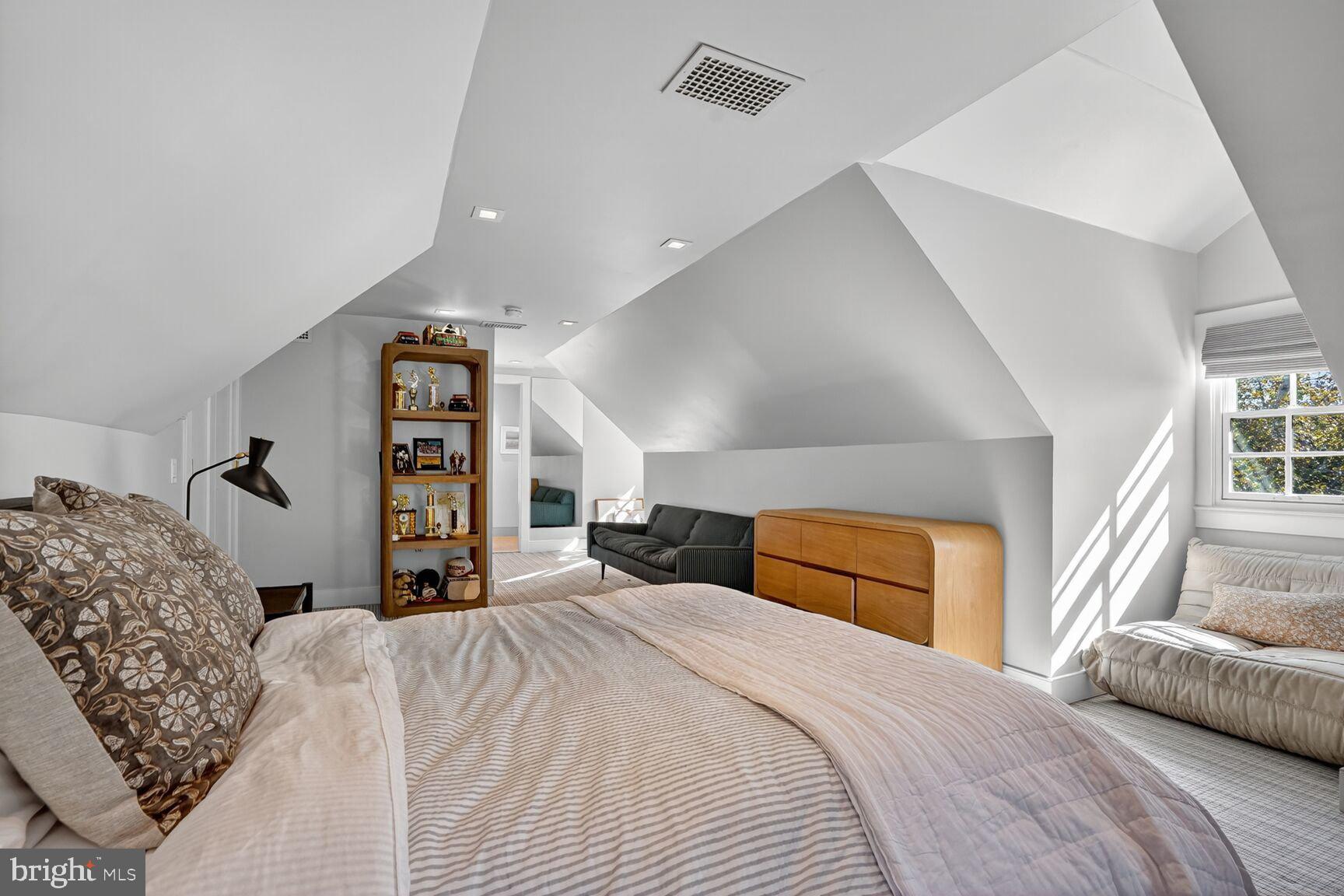 4509 LOWELL STREET NW