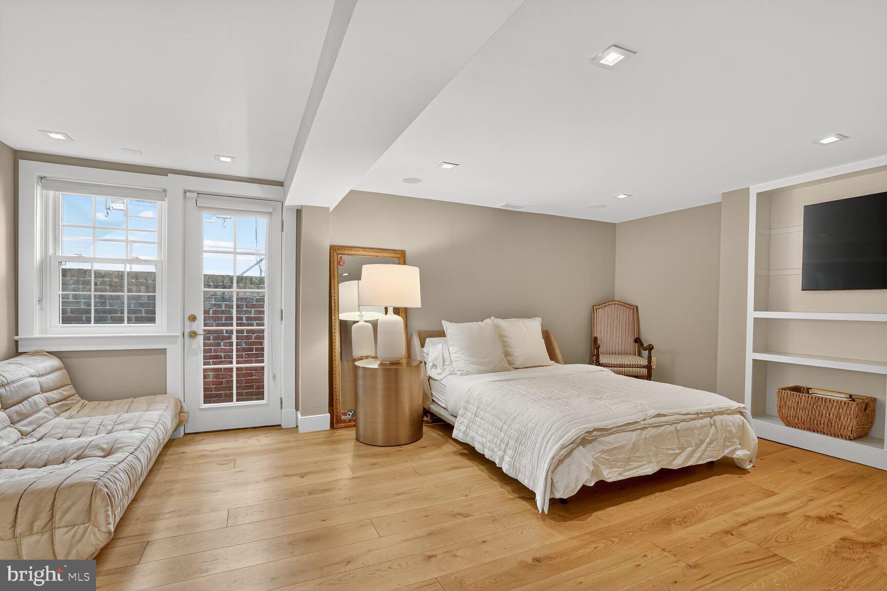 4509 LOWELL STREET NW