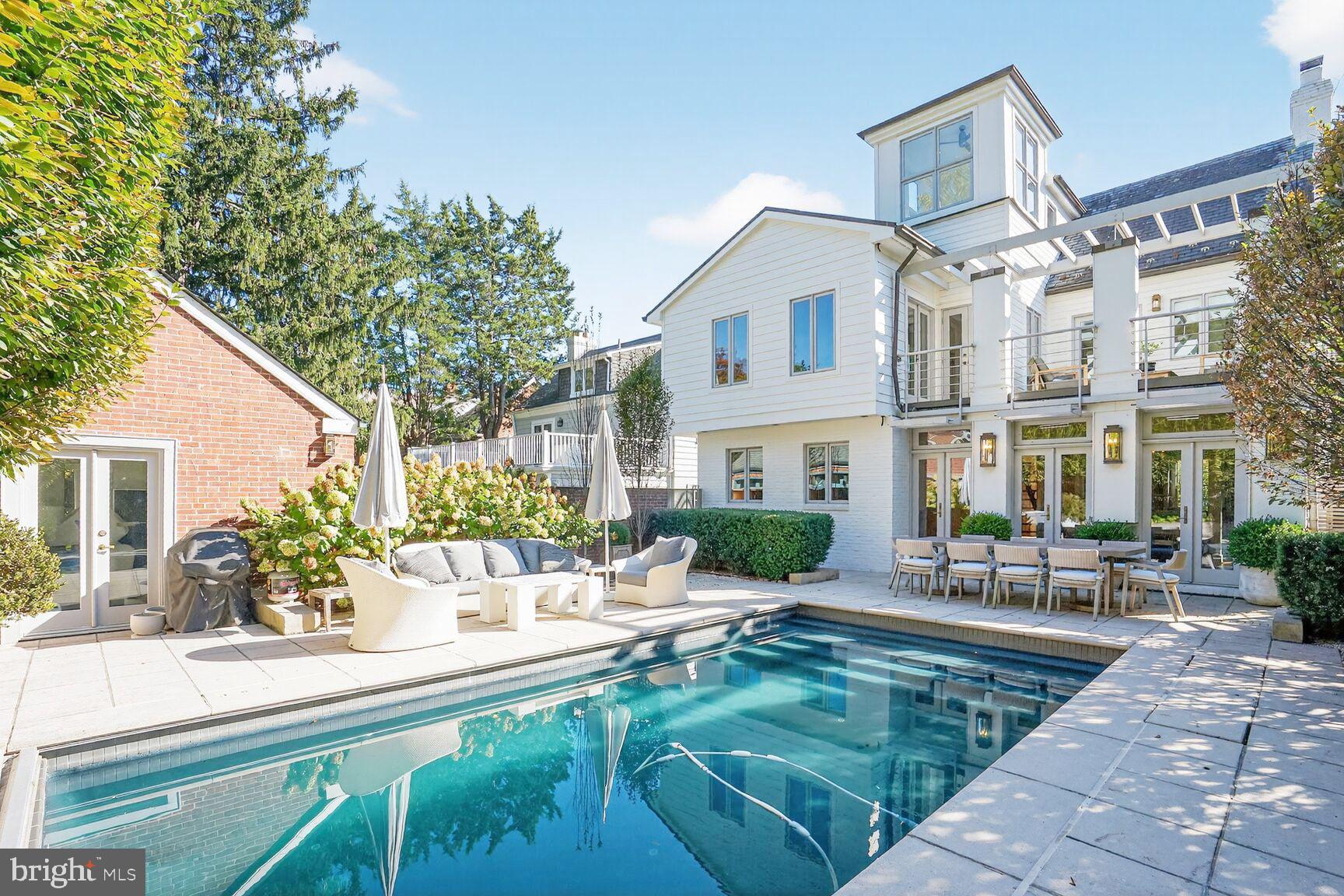 4509 LOWELL STREET NW