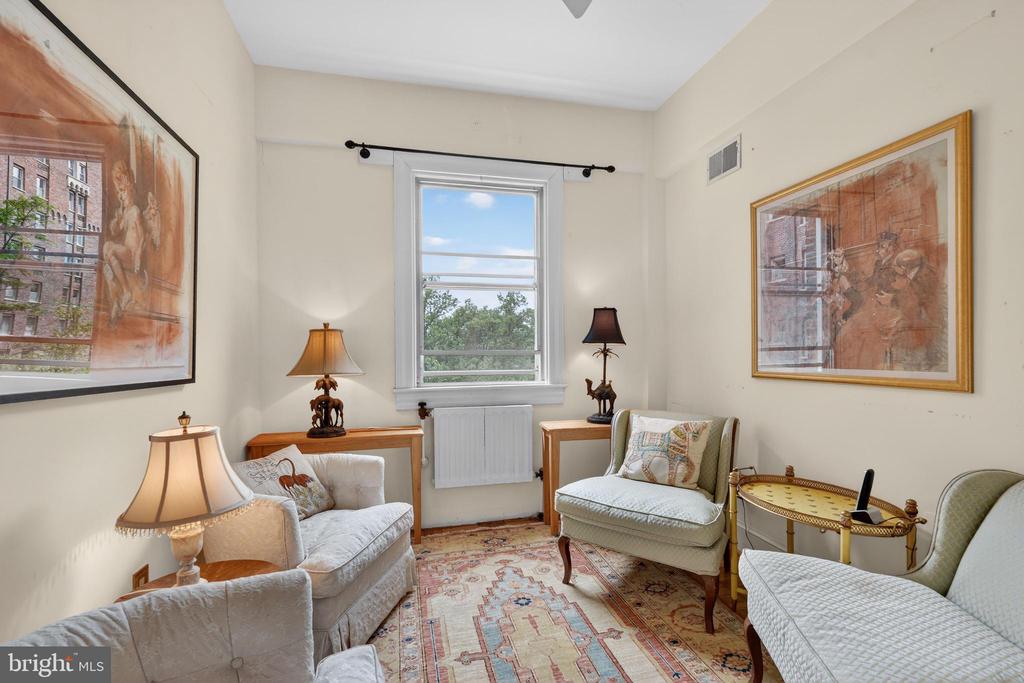 4000 NW CATHEDRAL AVENUE NW 229/239 B