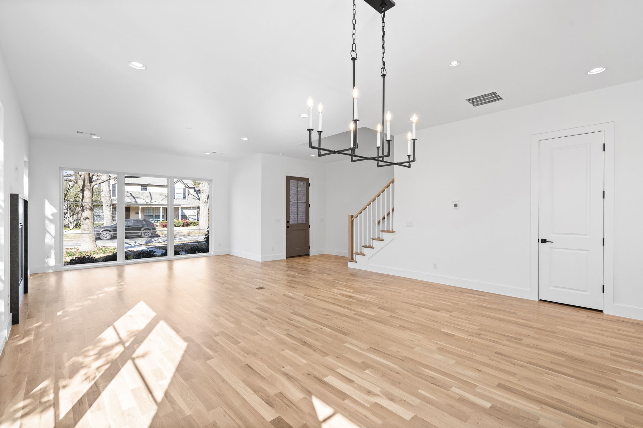 5834 Martel Avenue
