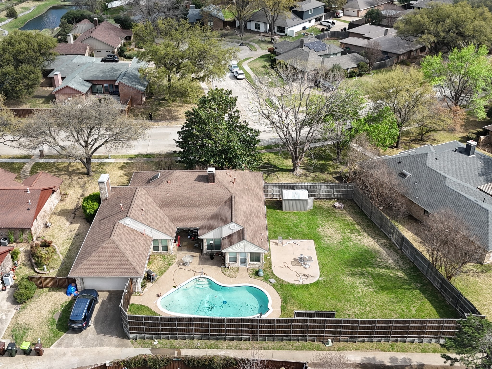 2121 Woodburn Corners