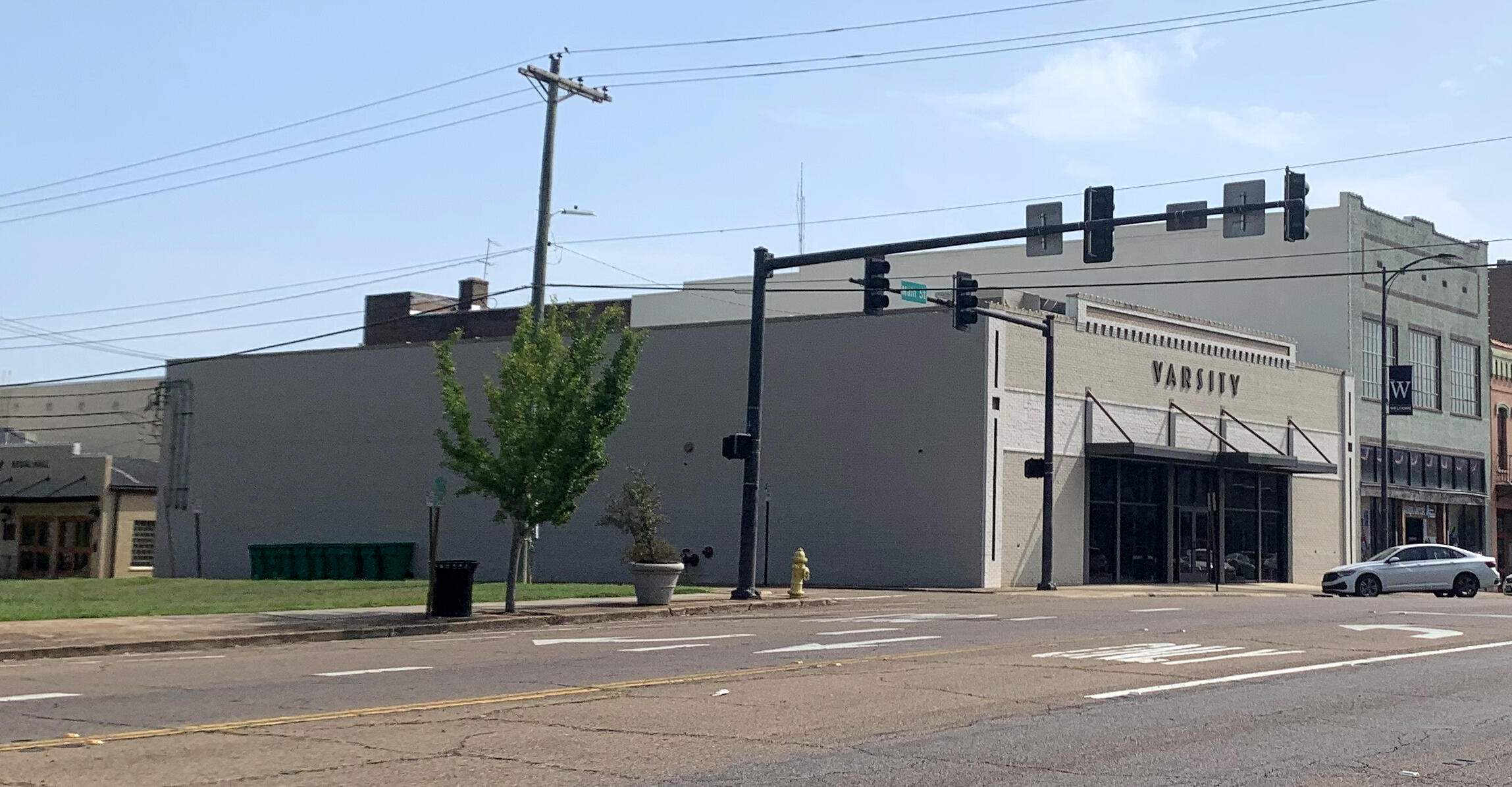 401 Main Street