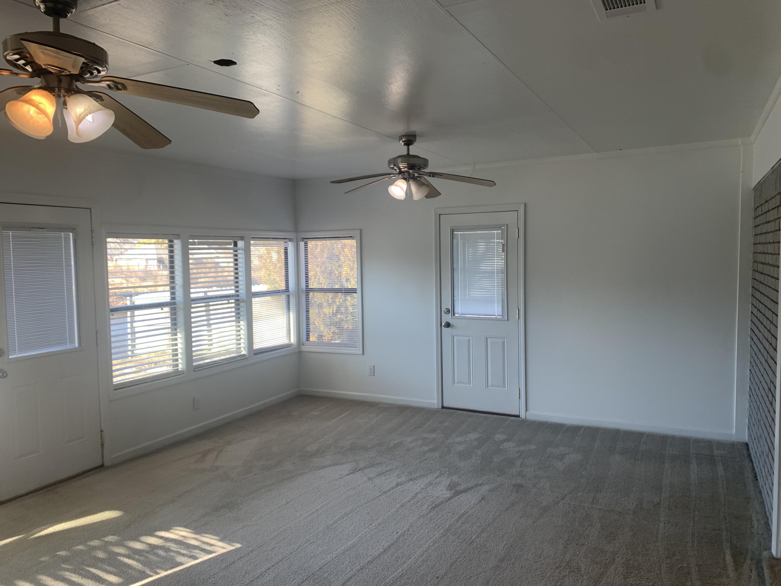 226 Green Hollow Cir