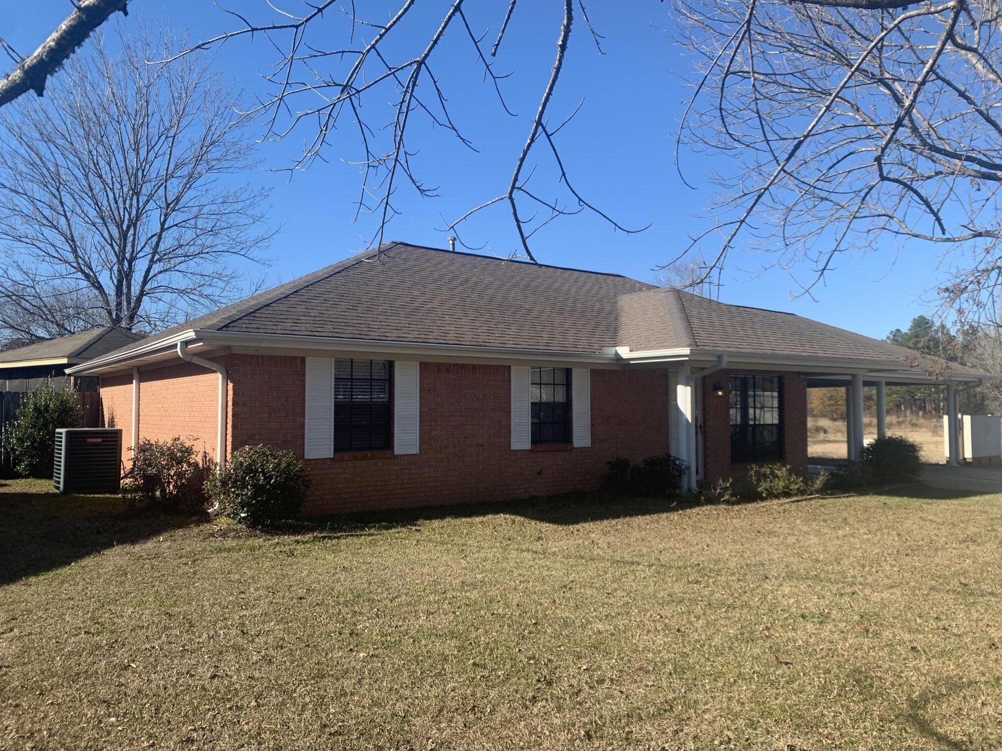 226 Green Hollow Cir