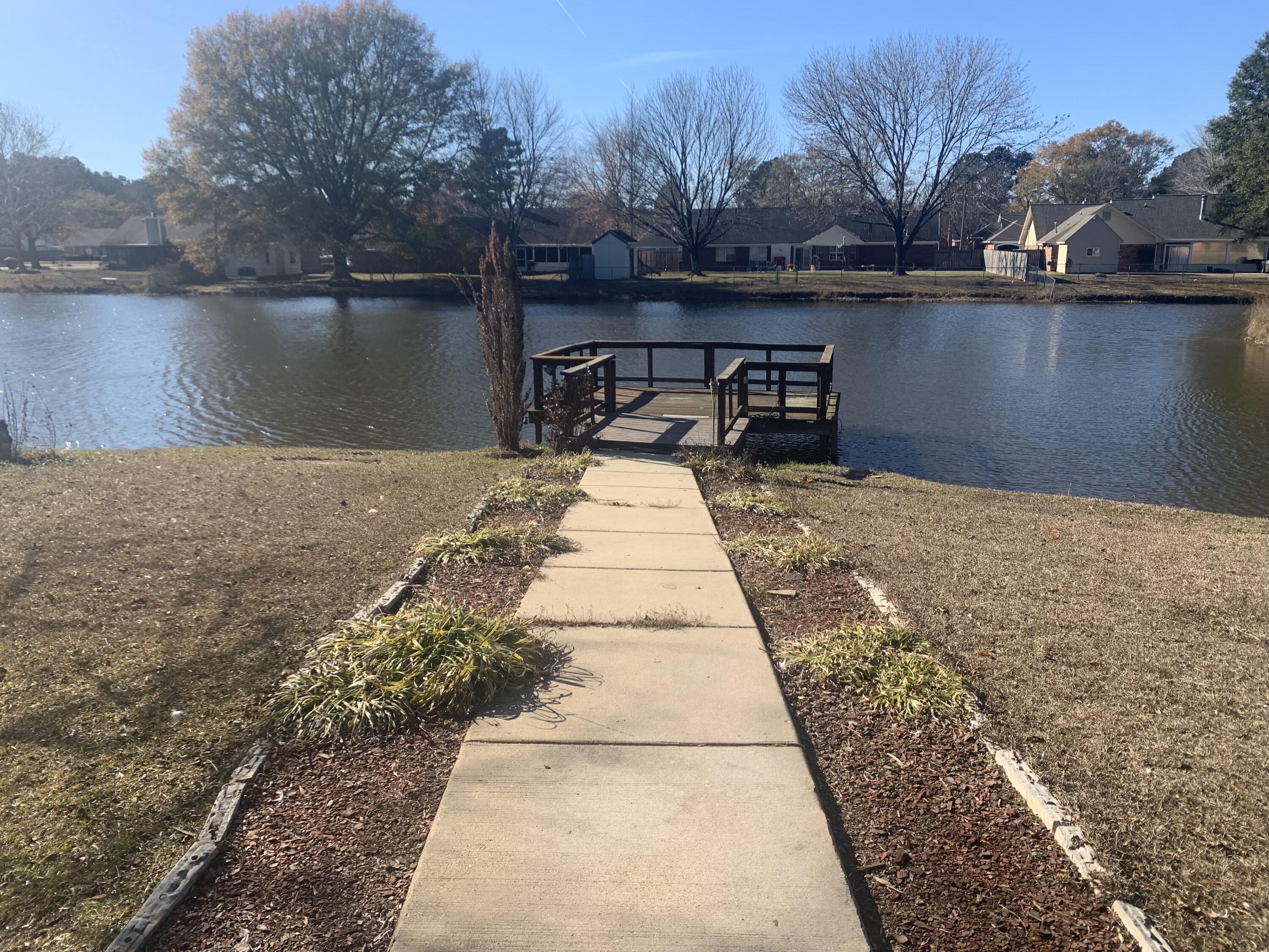 226 Green Hollow Cir