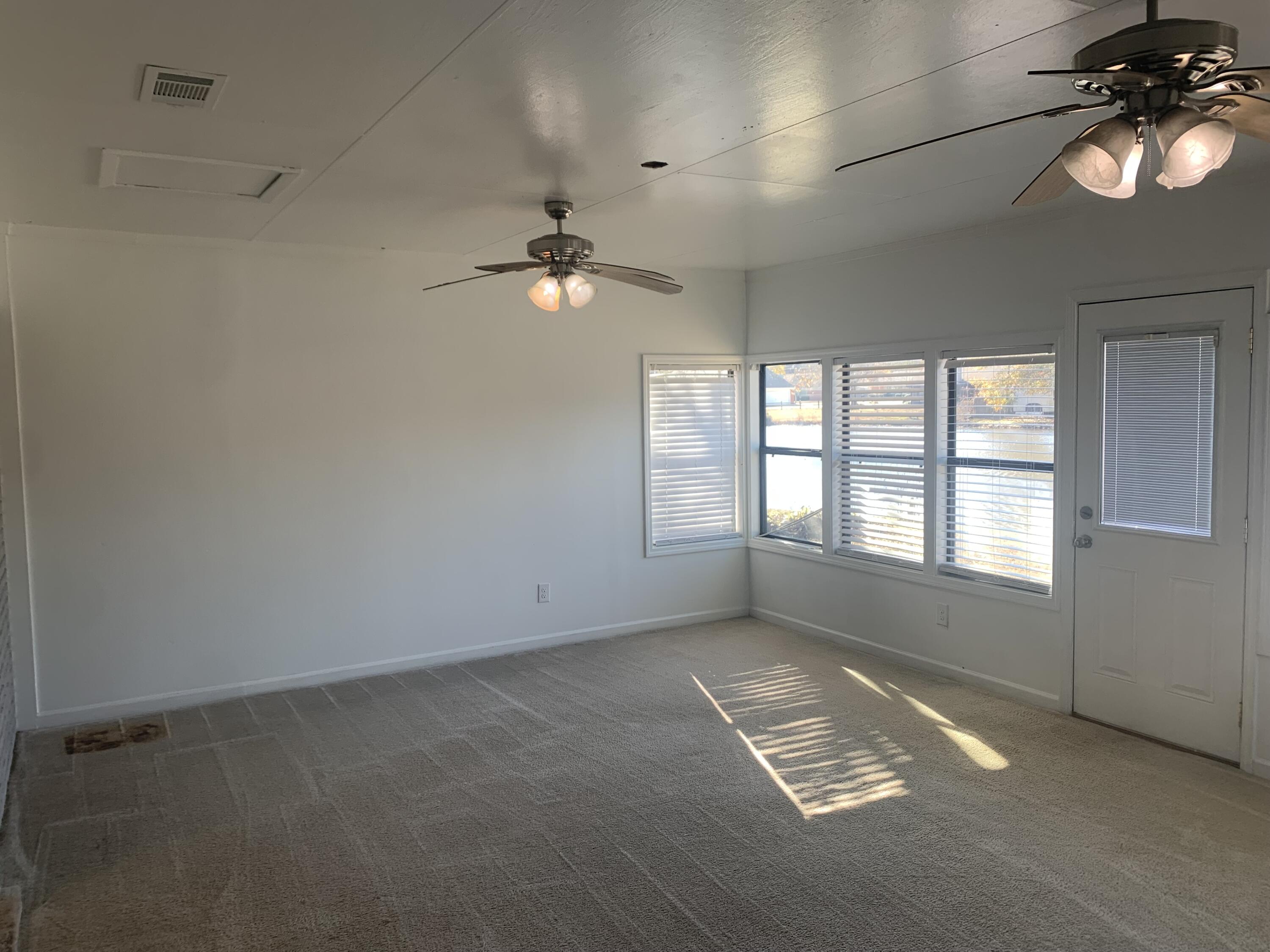 226 Green Hollow Cir