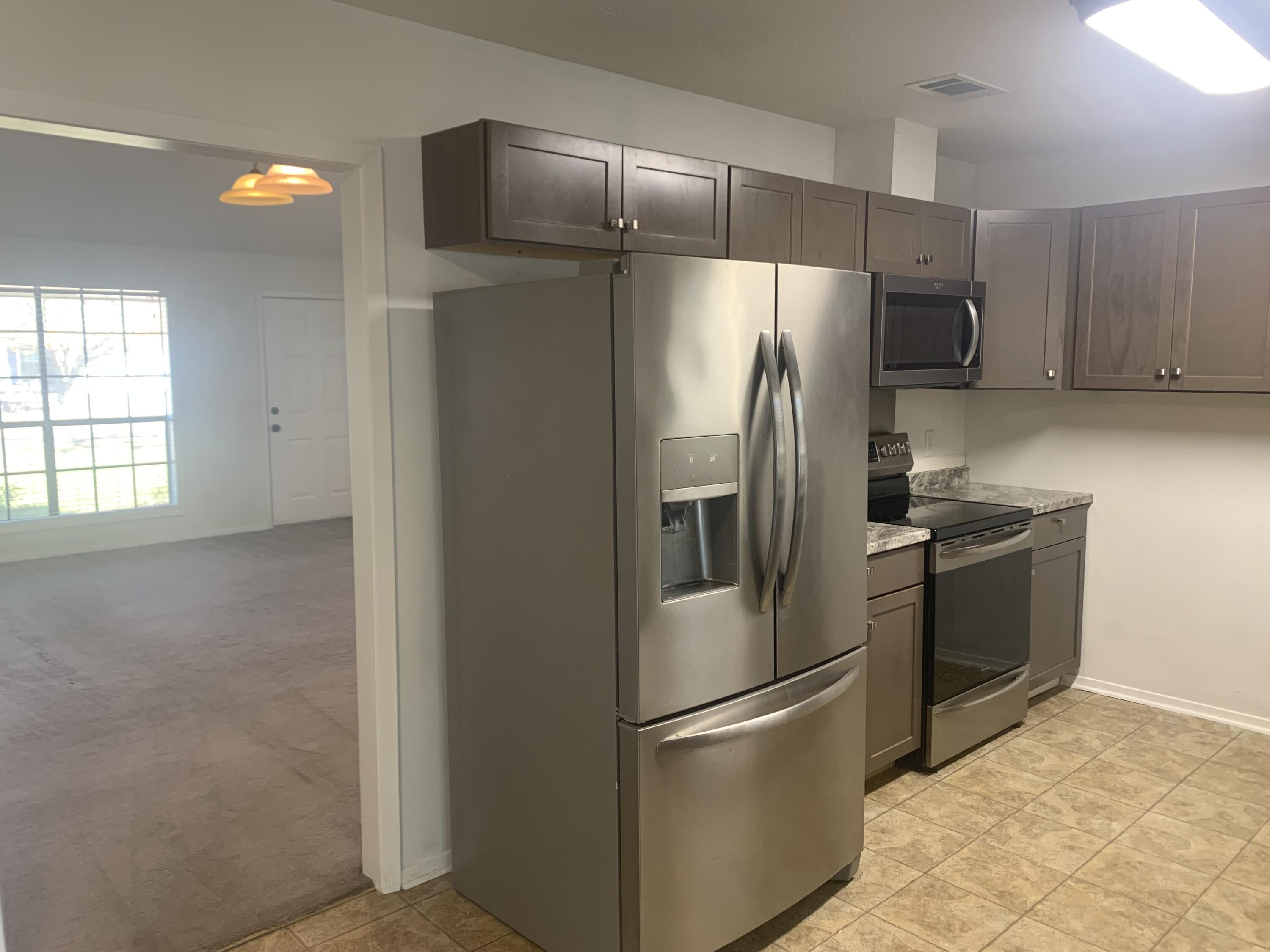 226 Green Hollow Cir