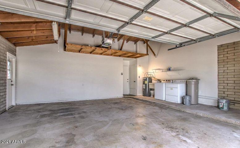 6129 E EDGEMONT Avenue