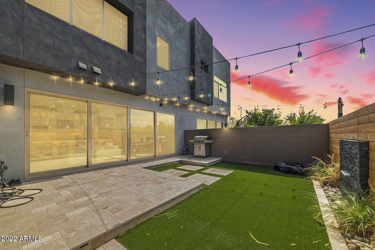 1913 W KINFIELD Trail