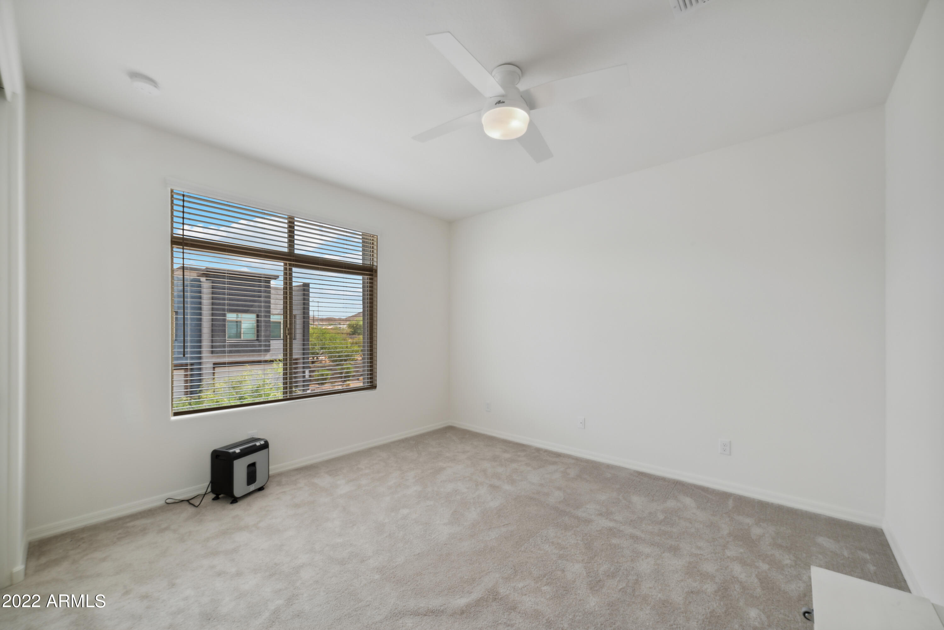 1913 W KINFIELD Trail