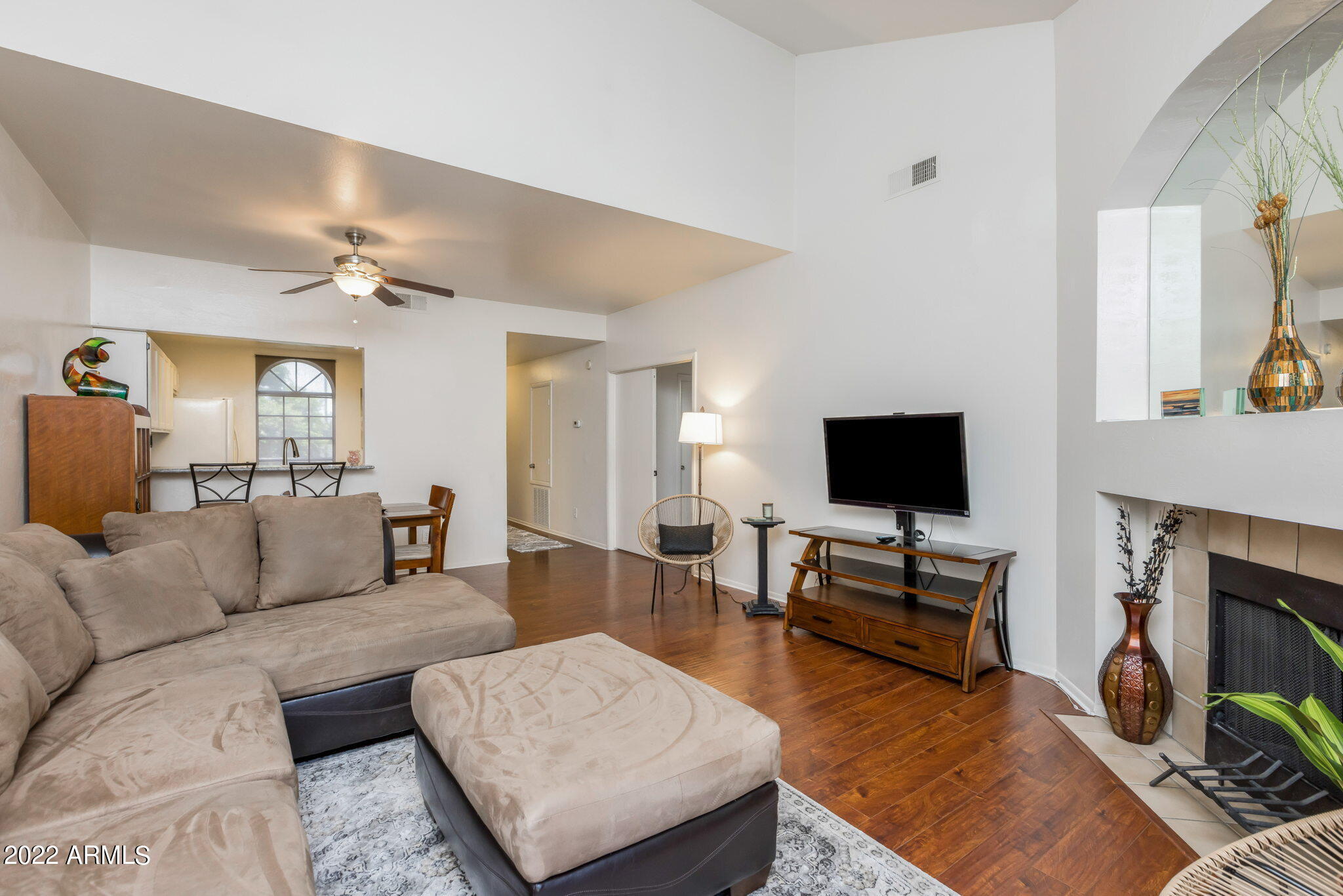 930 N Mesa Drive Unit: 2013
