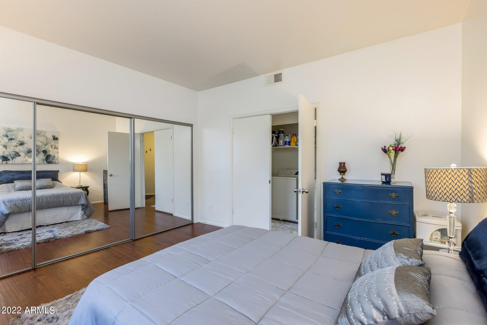 930 N Mesa Drive Unit: 2013