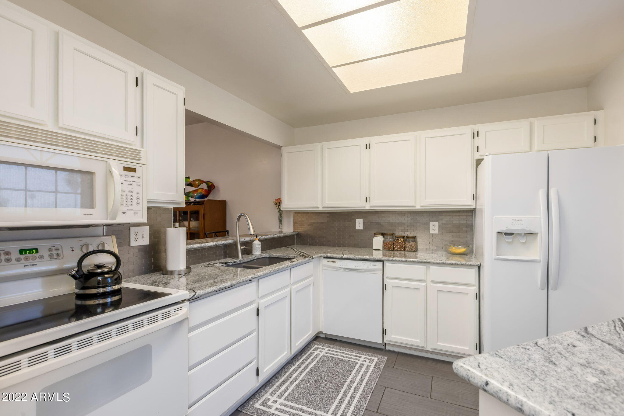 930 N Mesa Drive Unit: 2013