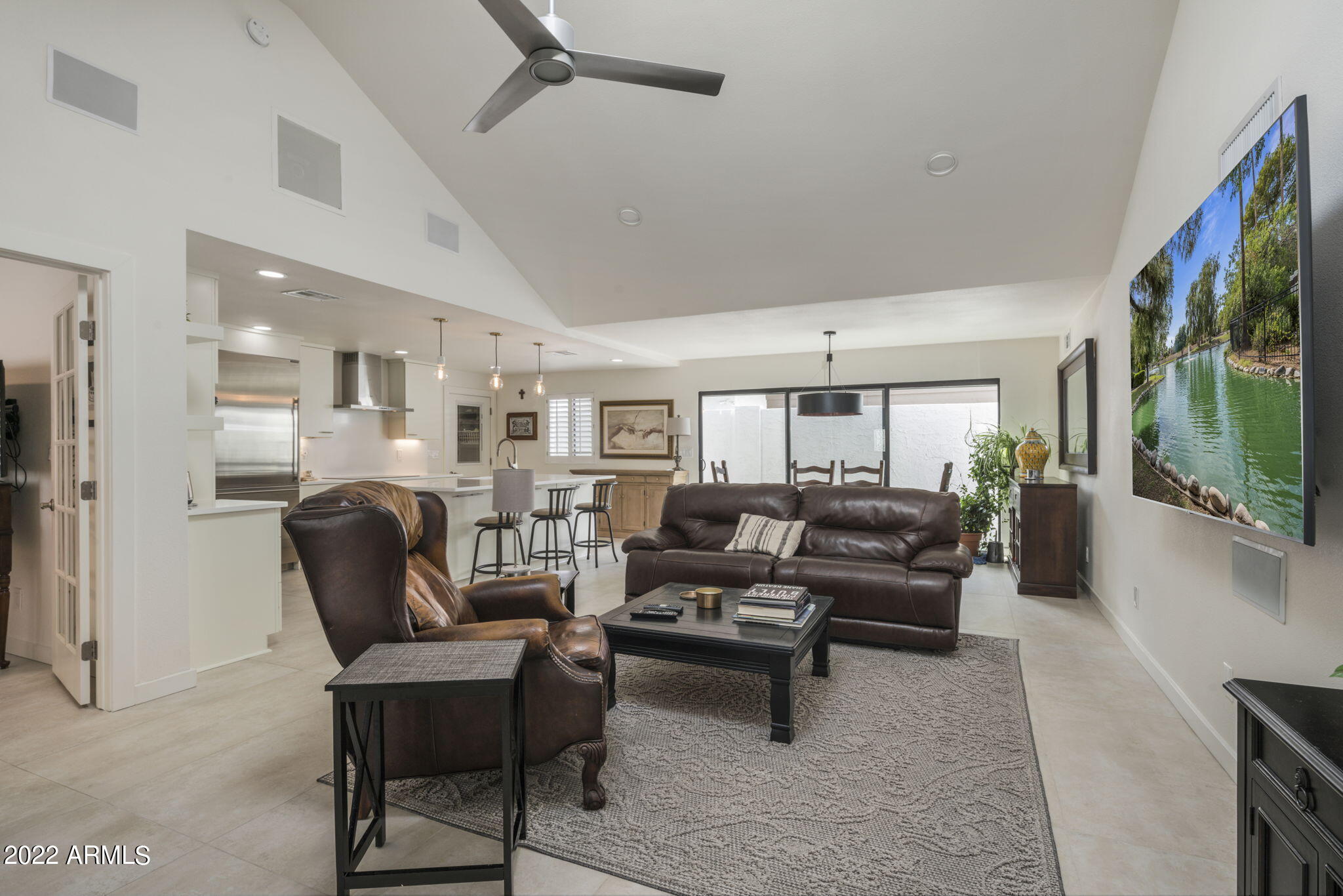 8746 E VIA TAZ NORTE